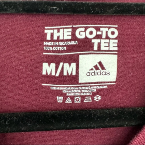 Adidas The Go-To Tee Three Stripe Life Maroon T-shirt Size Medium - Picture 3 of 3